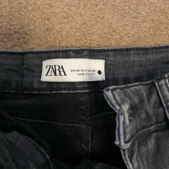 Zara Skinny Jeans - Picture 2 of 2